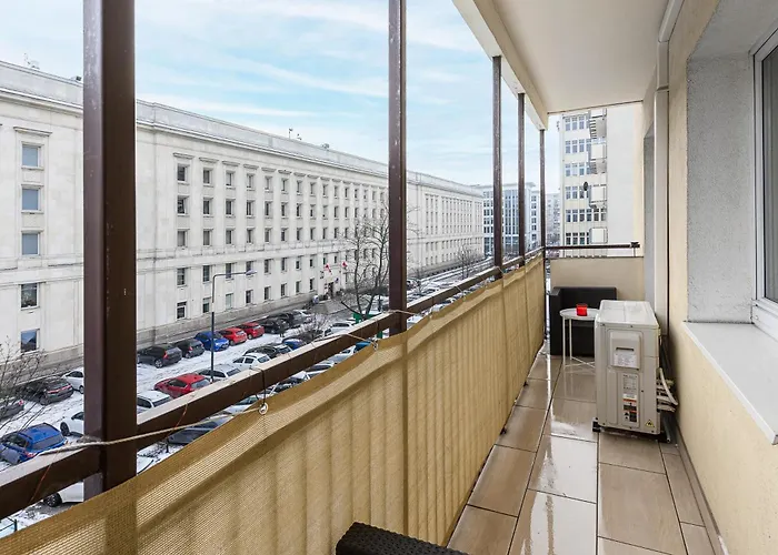 Lumina Lux With Balcony In The Center Of * وارسو