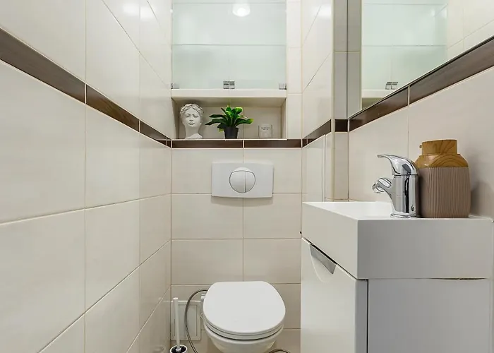 Lumina Lux With Balcony In The Center Of Apartmán